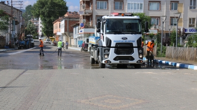 Bayram Hazırlıklarında Hummalı Çalışma