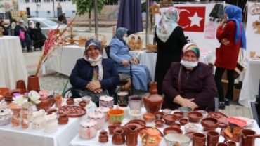 Unutulmaya Yüz Tutmuş El Sanatları Kursları Sergisi