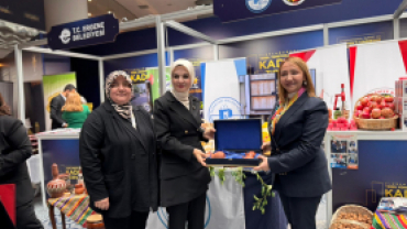 Yerel Yönetimlerde Kadın Zirvesi