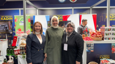 Yerel Yönetimlerde Kadın Zirvesi