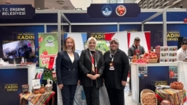 Yerel Yönetimlerde Kadın Zirvesi