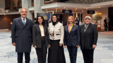 Yerel Yönetimlerde Kadın Zirvesi