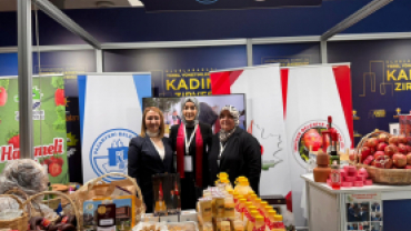 Yerel Yönetimlerde Kadın Zirvesi