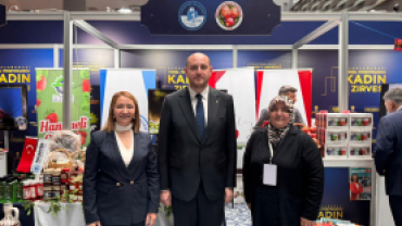 Yerel Yönetimlerde Kadın Zirvesi