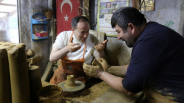 Geyve Belediye Başkanı Murat Kaya'dan Belediye Başkanımız Zekiye Tekin'e Ziyaret