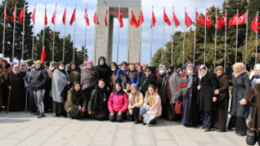 Pazaryerili Hanımlar Çanakkale’de
