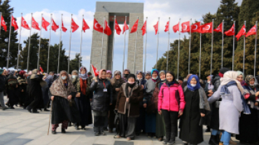 Pazaryerili Hanımlar Çanakkale’de