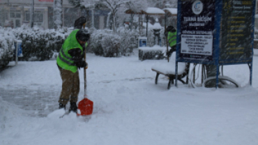 Kar İle Mücadelemiz Devam Ediyor