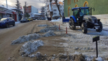 Pazaryeri Belediyesi Karla Mücadele Çalışmalarına Devam Ediyor