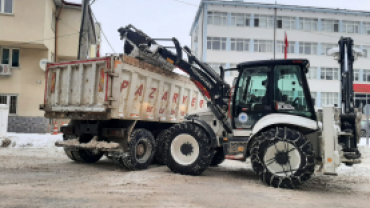 Pazaryeri Belediyesi Karla Mücadele Çalışmalarına Devam Ediyor