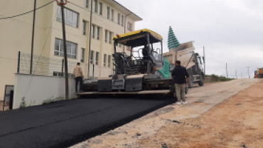 Yüzbaşı Mahallemizde Asfaltlama Çalışmaları Devam Ediyor